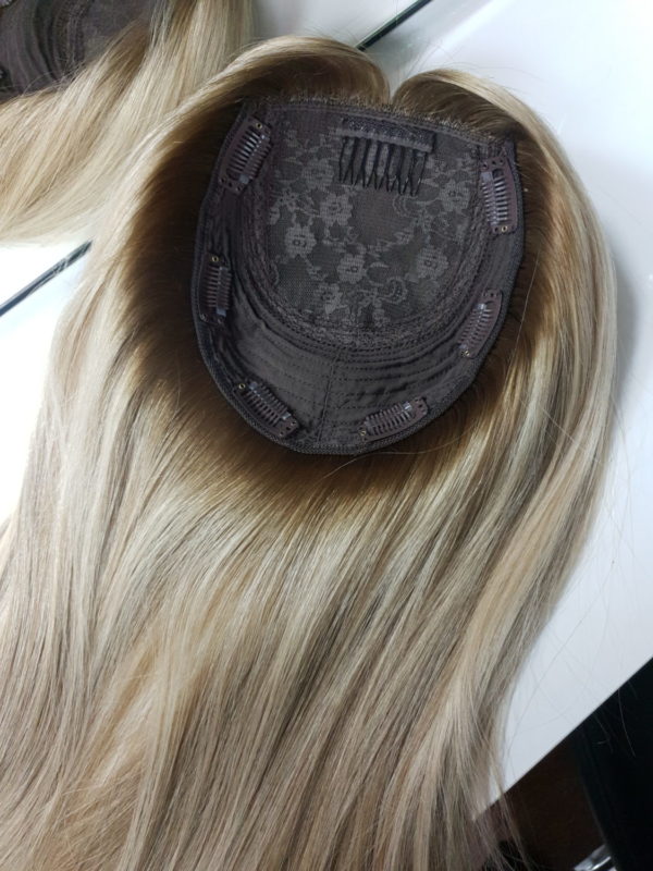Tupet z włosów słowiańskich z mikroskórą 40cm
