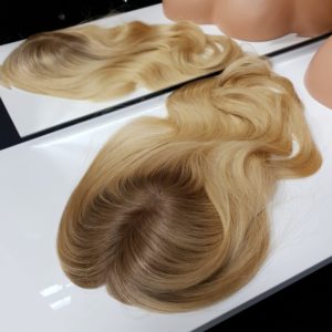 Topper SCARLETT – Naturalne włosy ombre blond 35cm