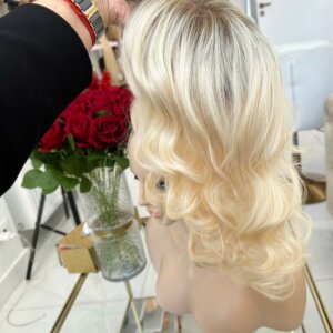 Topper LONDYN – Włosy naturalne platynowy blond z odrostem 40cm
