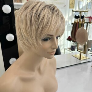 KLER – Peruka naturalna krótka. Słowiańskie włosy 15cm Blond