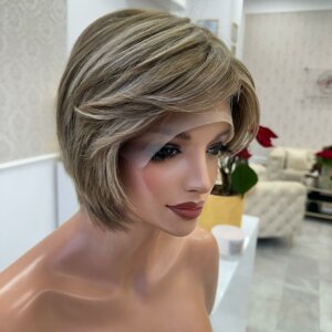 Tina – Peruka naturalna krótka. Słowiańskie włosy 20cm Silikon